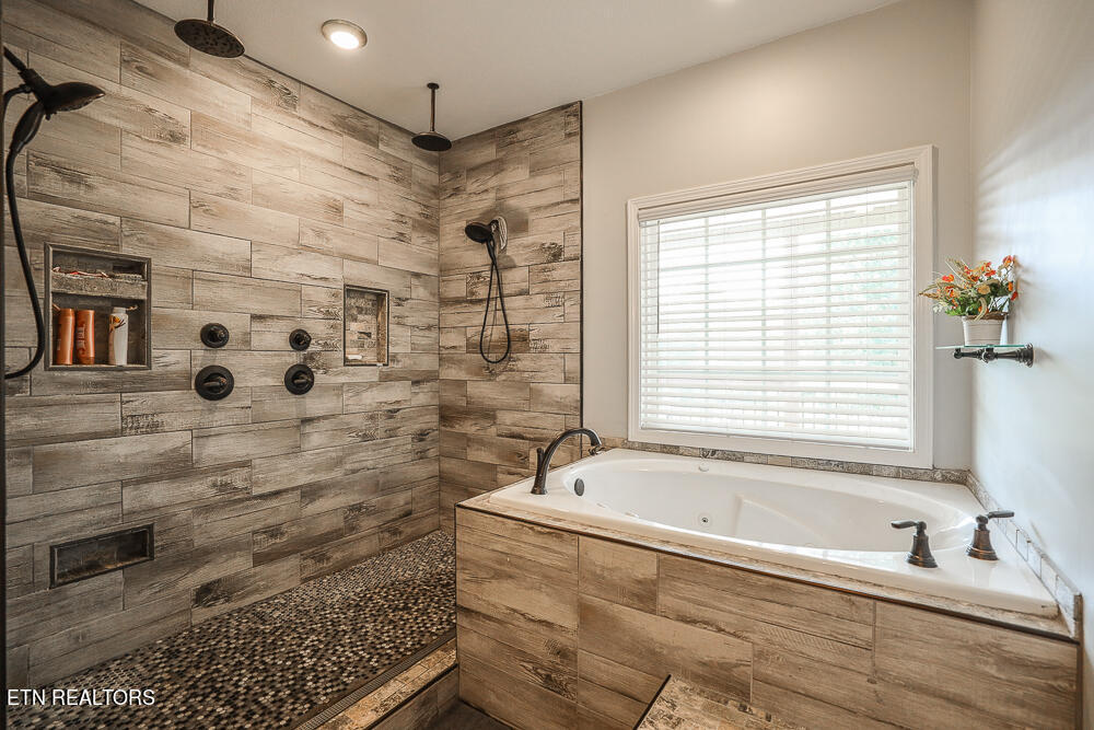 2314 Ellejoy Road Walland, TN 37886 - Photo 51 of 60 3E6A3573