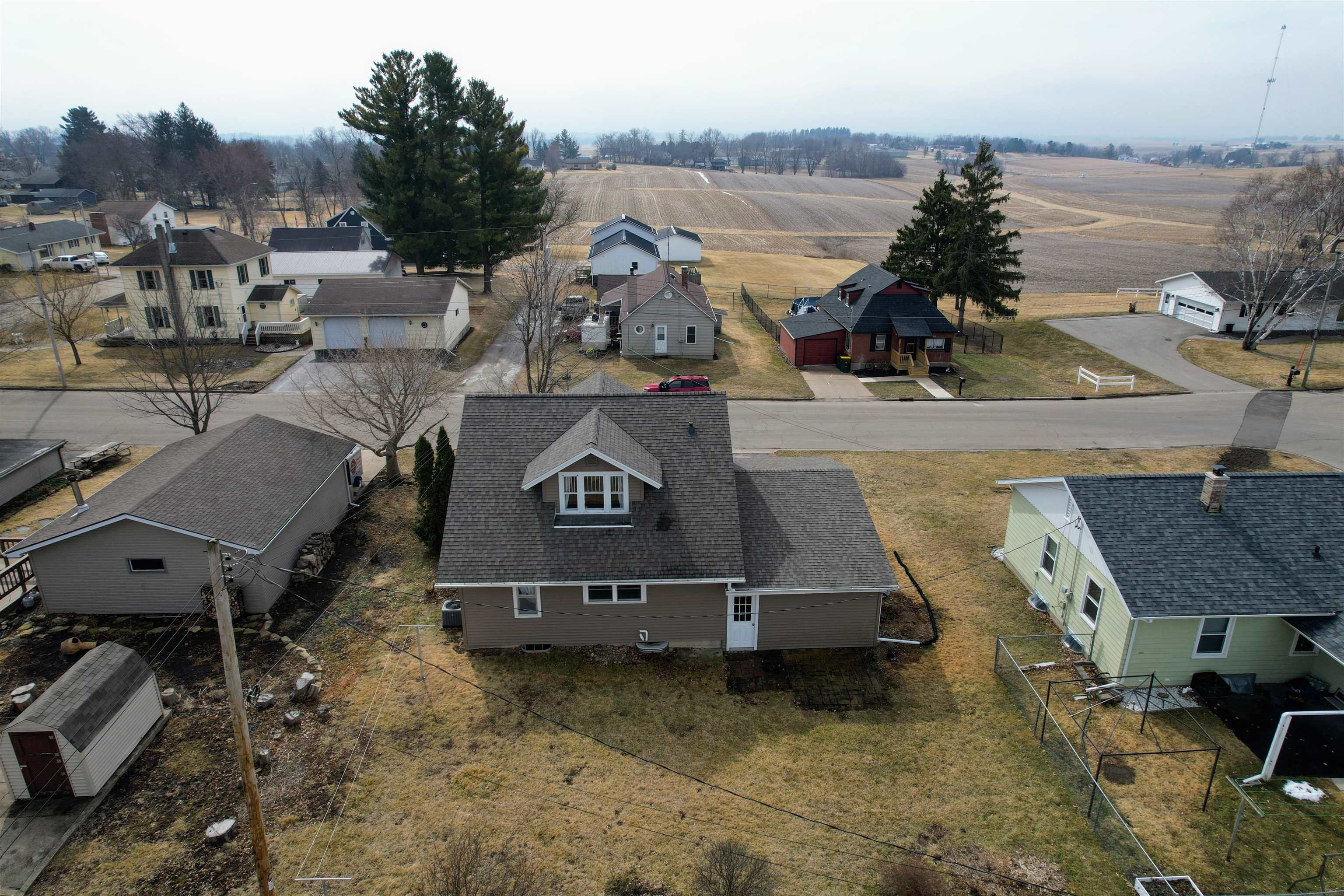 935 West Cherry Street Lancaster, WI 53813 - Photo 3 of 56