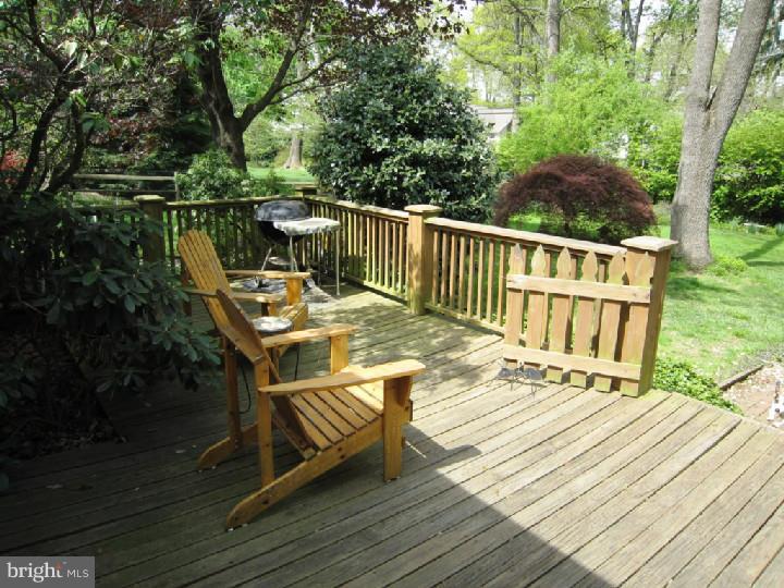 12 Byre Lane Wallingford, PA 19086 - Photo 18 of 24 Deck