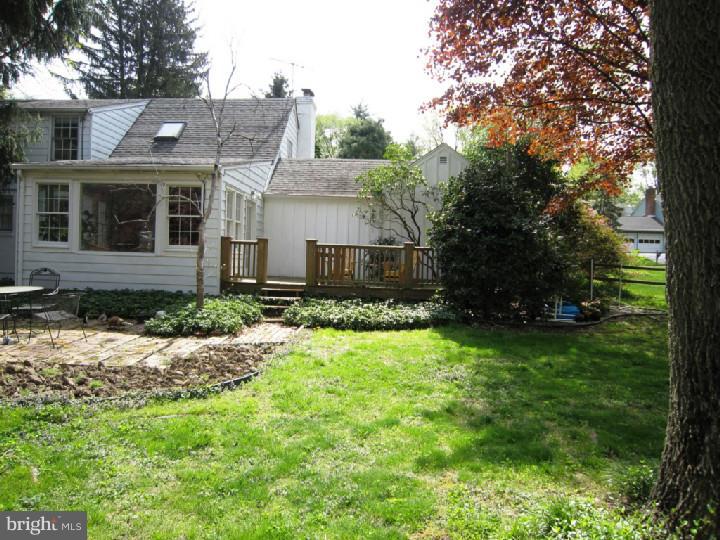 12 Byre Lane Wallingford, PA 19086 - Photo 23 of 24 Exterior Back