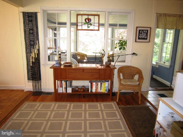 12 Byre Lane Wallingford, PA 19086 - Photo 5 of 24 View