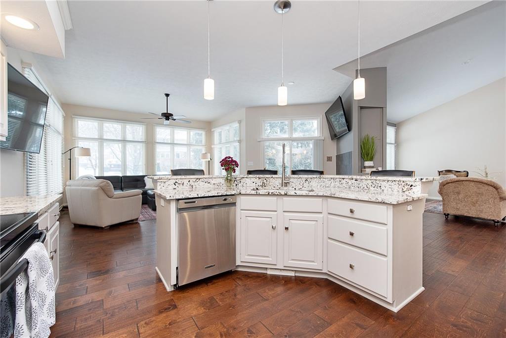 11860 Pebblepointe Pass Carmel, IN 46033 - Photo 12 of 30