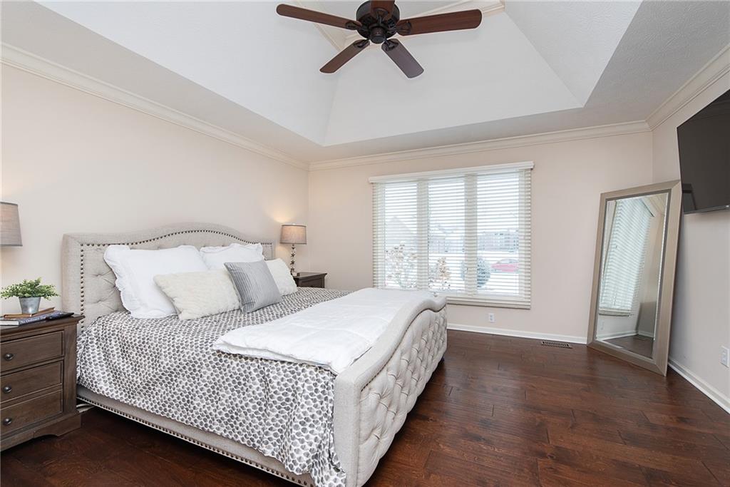 11860 Pebblepointe Pass Carmel, IN 46033 - Photo 18 of 30