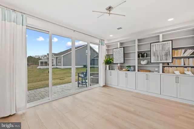 $899,000 | 23417 East Gate Drive, Frankford, DE 19945