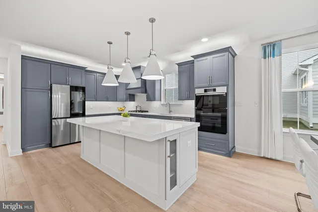 $899,000 | 23417 East Gate Drive, Frankford, DE 19945