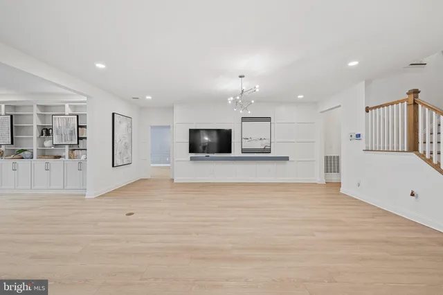 $899,000 | 23417 East Gate Drive, Frankford, DE 19945