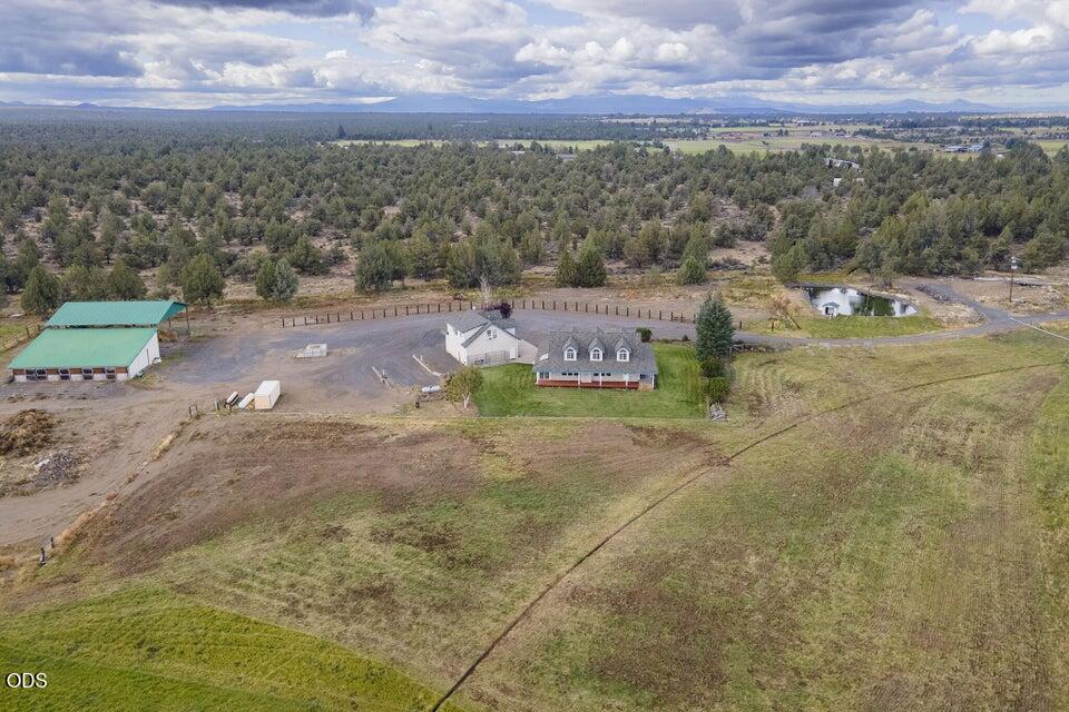 24585 Dodds Road Bend, OR 97701 - Photo 94 of 114