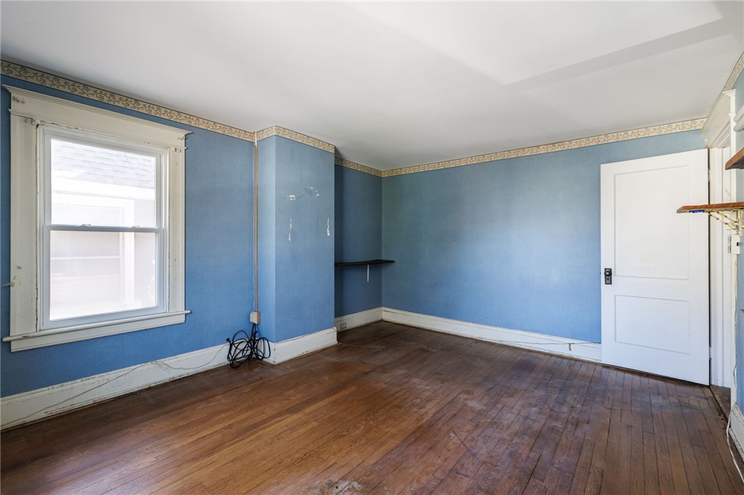 757 Harvard Street Rochester, NY 14610 - Photo 18 of 39 2nd Floor BR 1