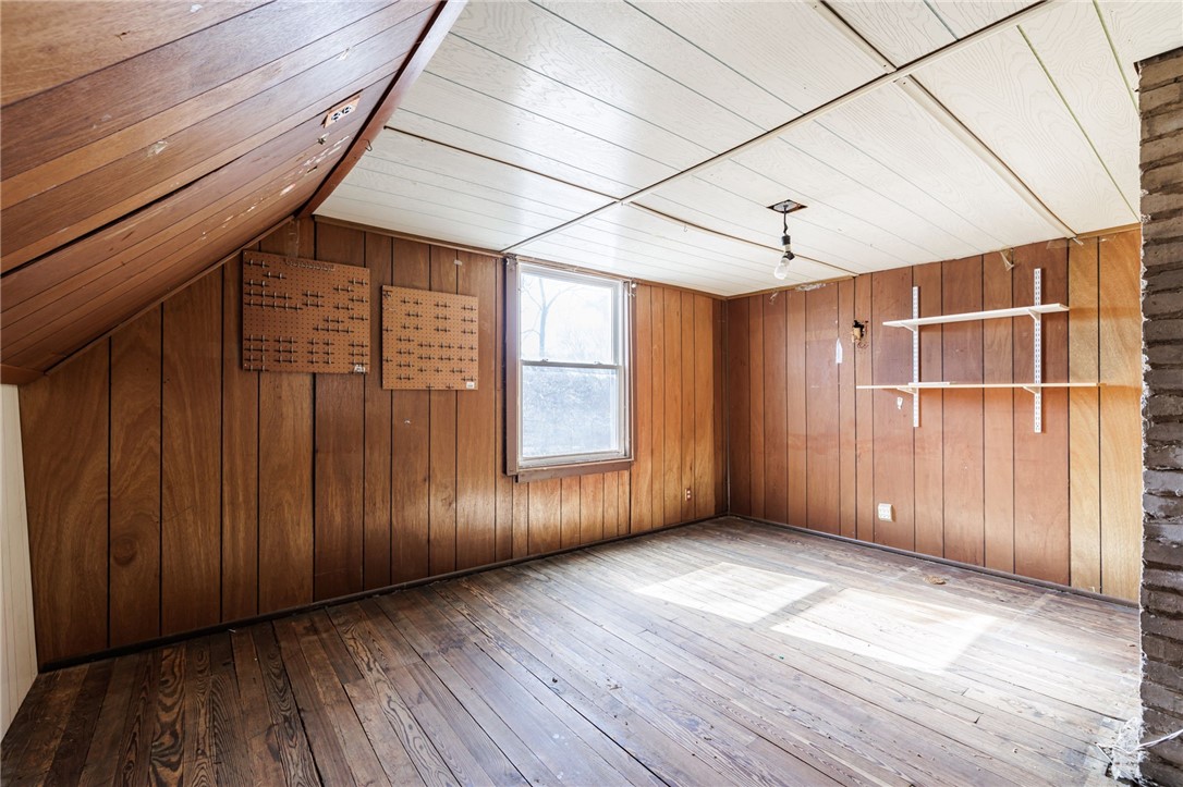 757 Harvard Street Rochester, NY 14610 - Photo 28 of 39 3rd Floor BR 5