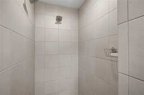 $790,000 | 725 West 44th Terrace, Kansas City, MO 64111