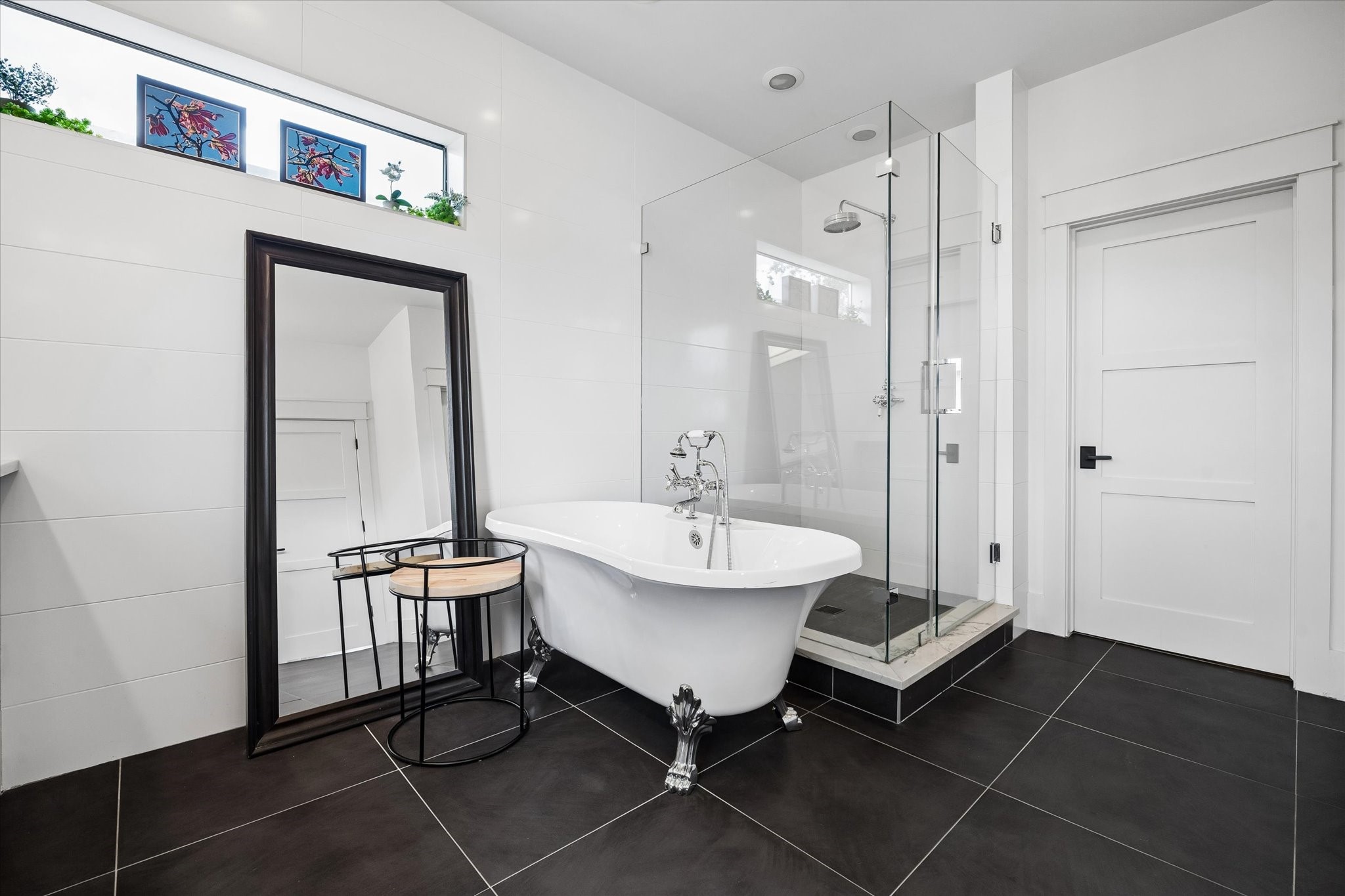 402 East 26th Street Houston, TX 77008 - Photo 21 of 35 a spacious bathroom with a sink a mirror and a shower