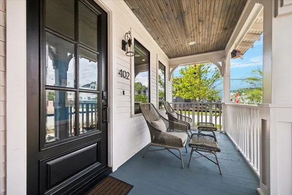 $1,350,000 | 402 East 26th Street, Houston, TX 77008