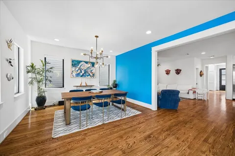 $1,350,000 | 402 East 26th Street, Houston, TX 77008