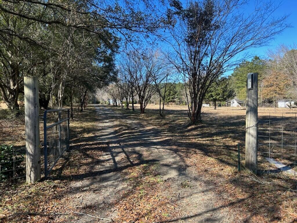 157 Noah's Mill Road Georgetown, SC 29440 - Photo 3 of 22 GC31
