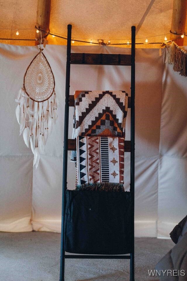 9940 Alleghany Road Darien, NY 14036 - Photo 37 of 50 Blanket Ladder