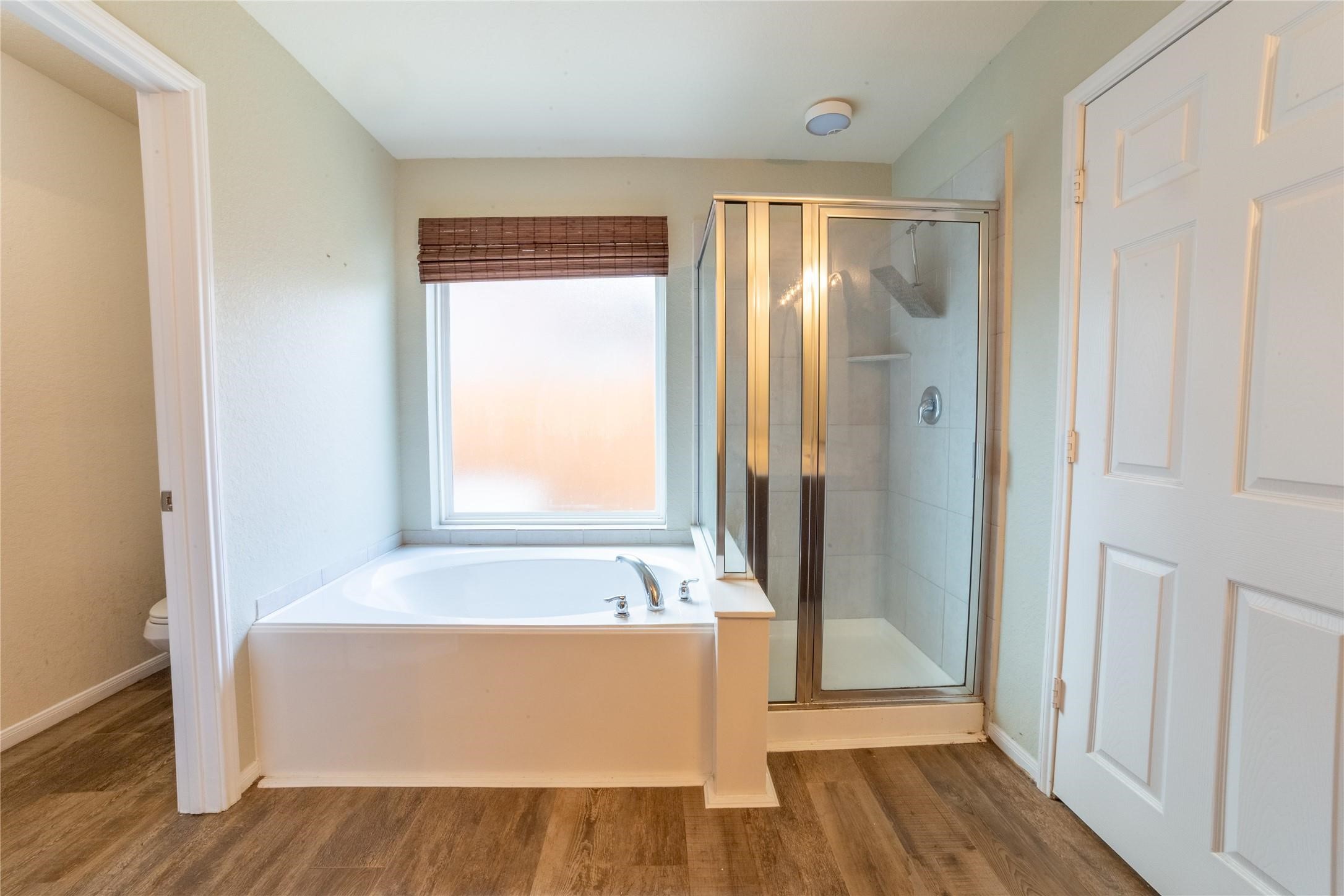 10510 Chestnut Path Way Tomball, TX 77375 - Photo 11 of 18 Primary Bathroom with tub and separate shower