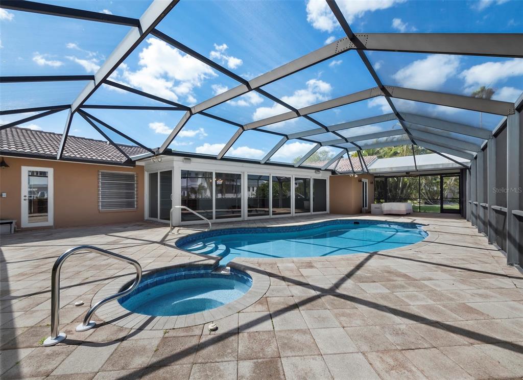 741 Old Compass Road Longboat Key, FL 34228 - Photo 33 of 51