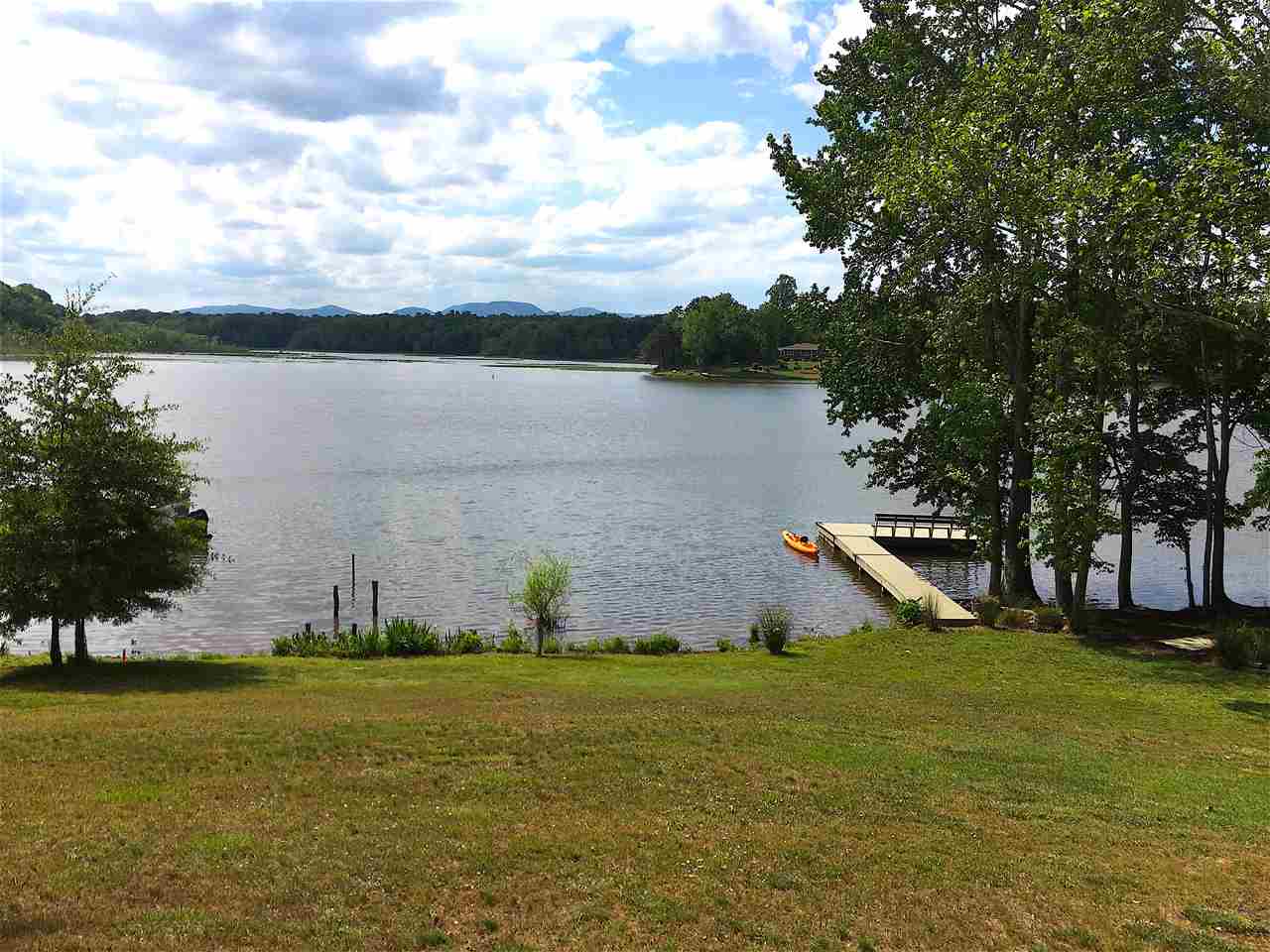 103 Dickson Cove Road Campobello, SC 29322 - Photo 24 of 36