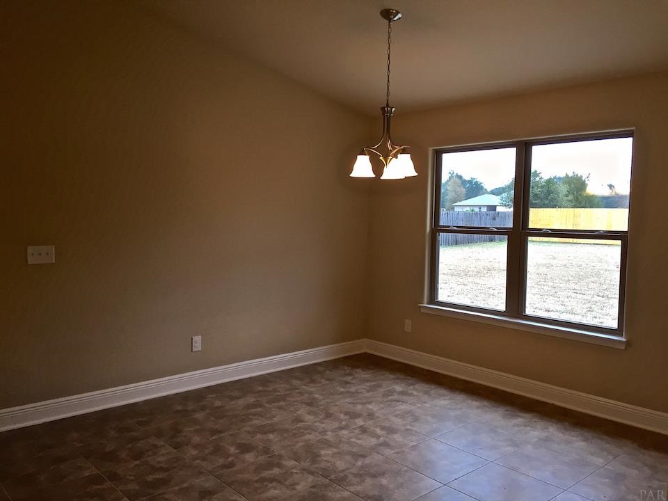 302 Vale Loop Crestview, FL 32536 - Photo 11 of 30