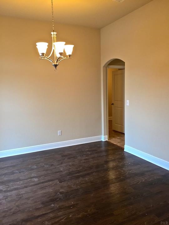 302 Vale Loop Crestview, FL 32536 - Photo 3 of 30