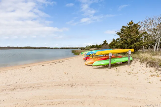 $1,395,000 | 18 Norfolk Drive, Springs, NY 11937