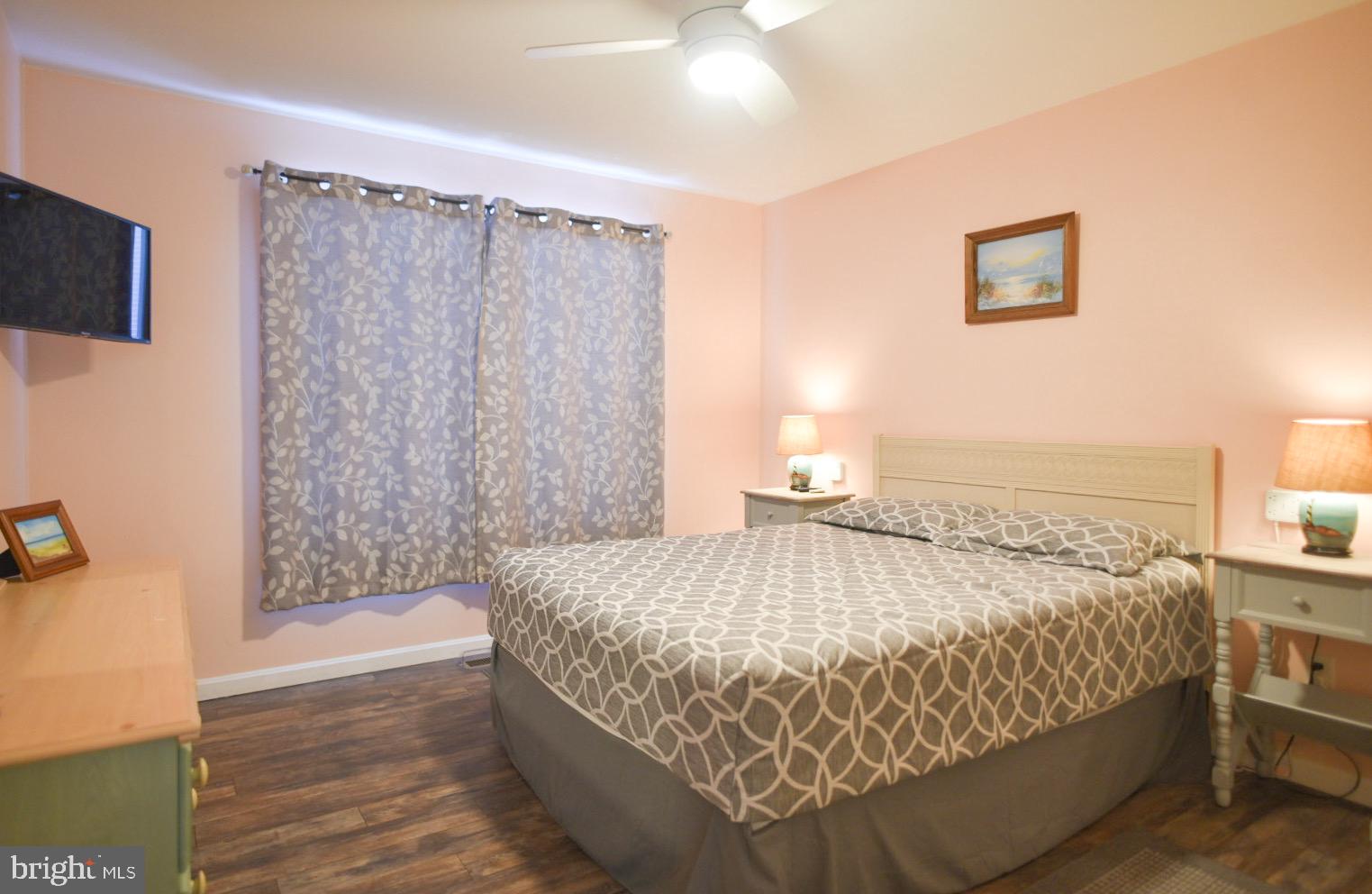 195 Pine Tree Road Ocean City, MD 21842 - Photo 24 of 60 Second Bedroom