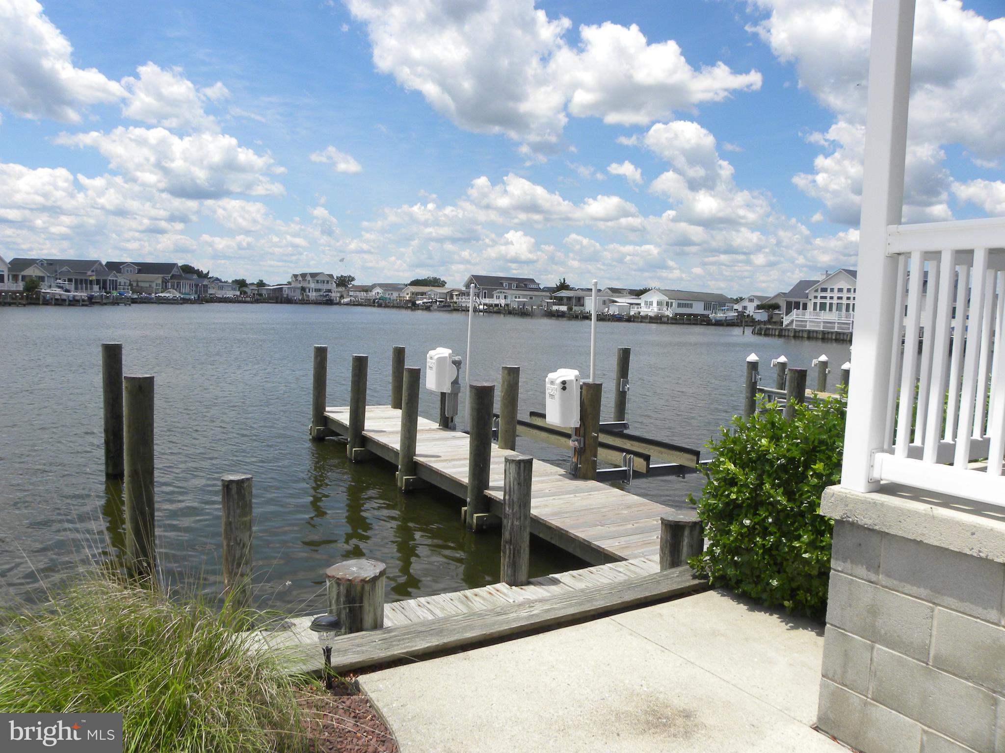 195 Pine Tree Road Ocean City, MD 21842 - Photo 5 of 60 Boat Dock and Lift