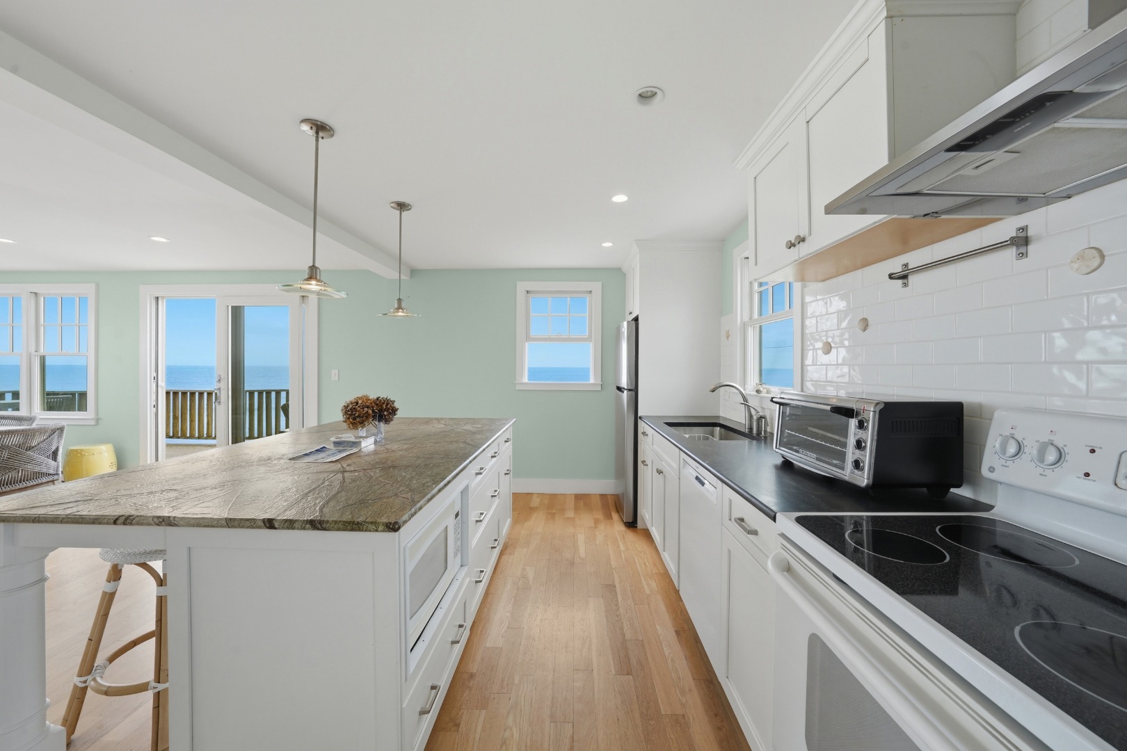 334 Madaket Road Nantucket, MA 02554 - Photo 14 of 48