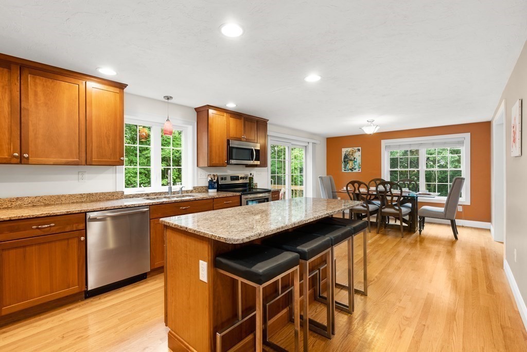 146 Lexington Road Billerica, MA 01821 - Photo 6 of 34