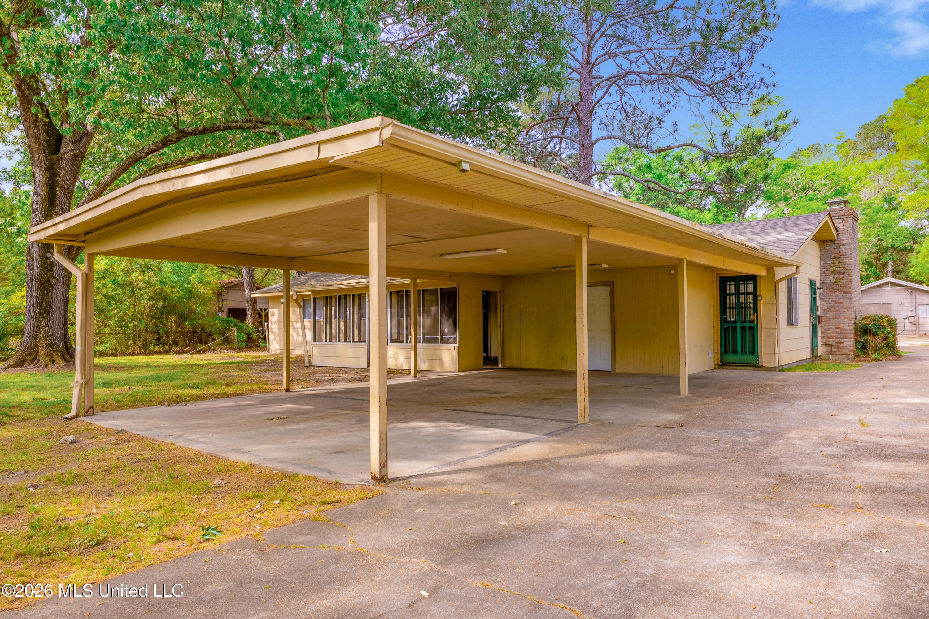 5804 Sedgwick Drive Jackson, MS 39211 - Photo 3 of 12 5804 Sedgwick Drive-6