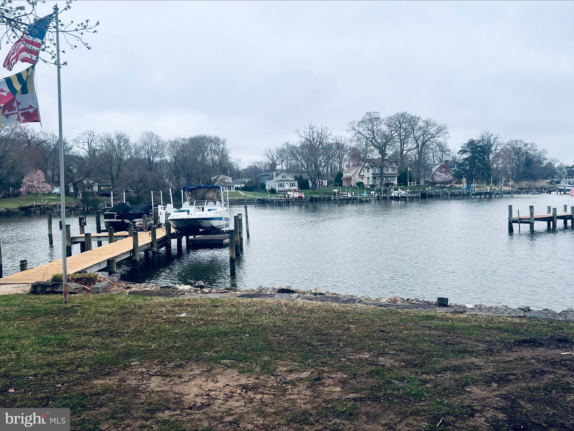 2043 Sue Avenue Baltimore, MD 21221 - Photo 20 of 26 a view of a lake with houses