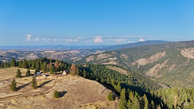 $885,000 | 929 Mt Idaho Grade Road, Grangeville, ID 83530