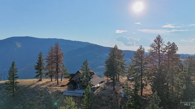 $885,000 | 929 Mt Idaho Grade Road, Grangeville, ID 83530