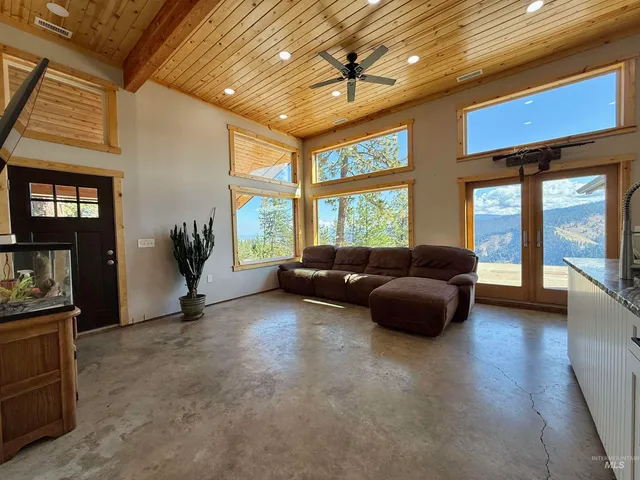 $885,000 | 929 Mt Idaho Grade Road, Grangeville, ID 83530