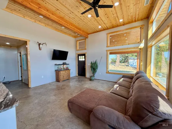 $885,000 | 929 Mt Idaho Grade Road, Grangeville, ID 83530