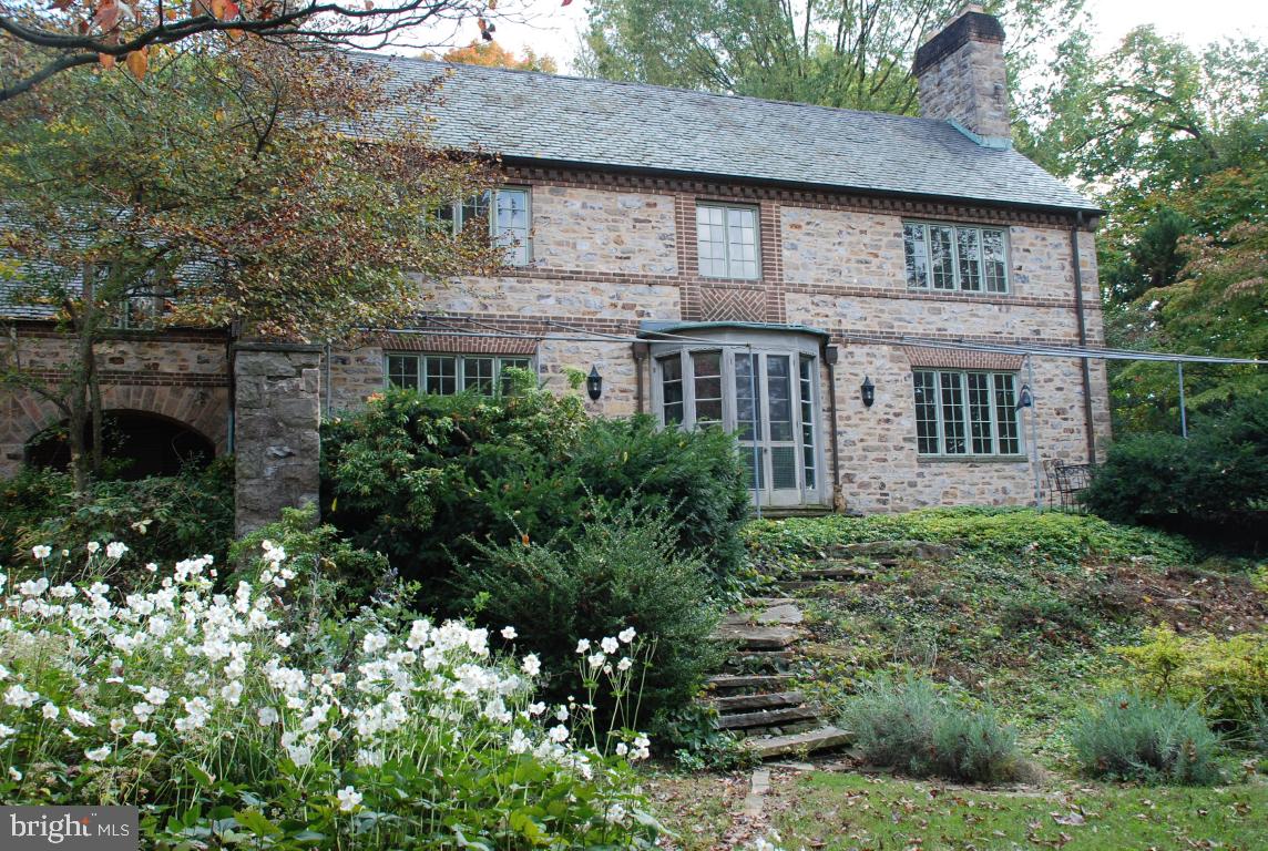 825 Grantley Court York, PA 17403 - Photo 3 of 47 Gallery Image 3