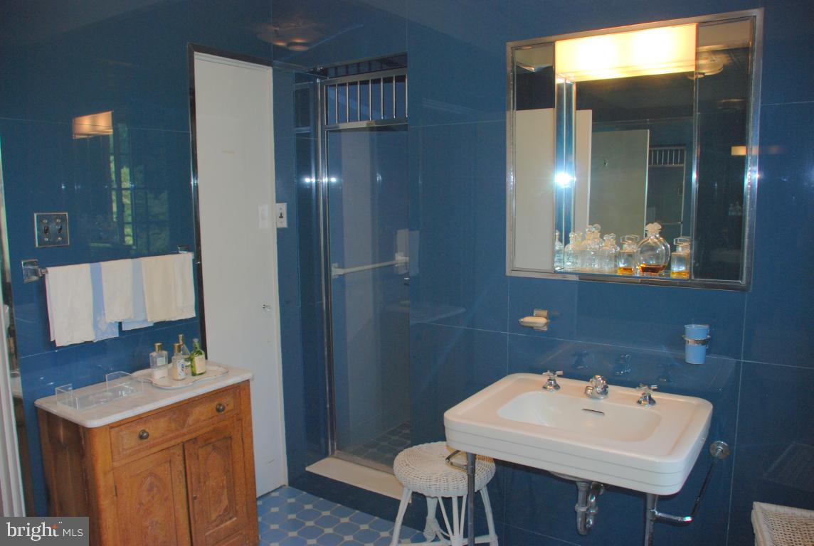 825 Grantley Court York, PA 17403 - Photo 33 of 47 Gallery Image 33