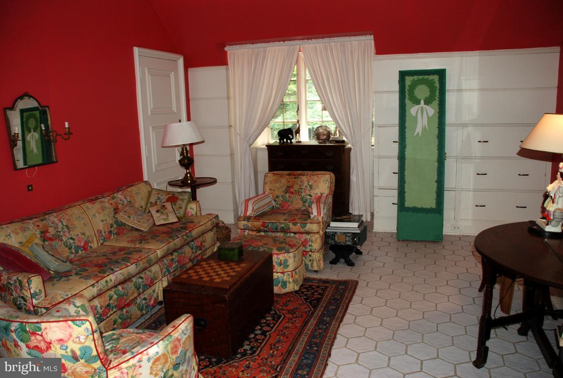 825 Grantley Court York, PA 17403 - Photo 34 of 47 Gallery Image 34