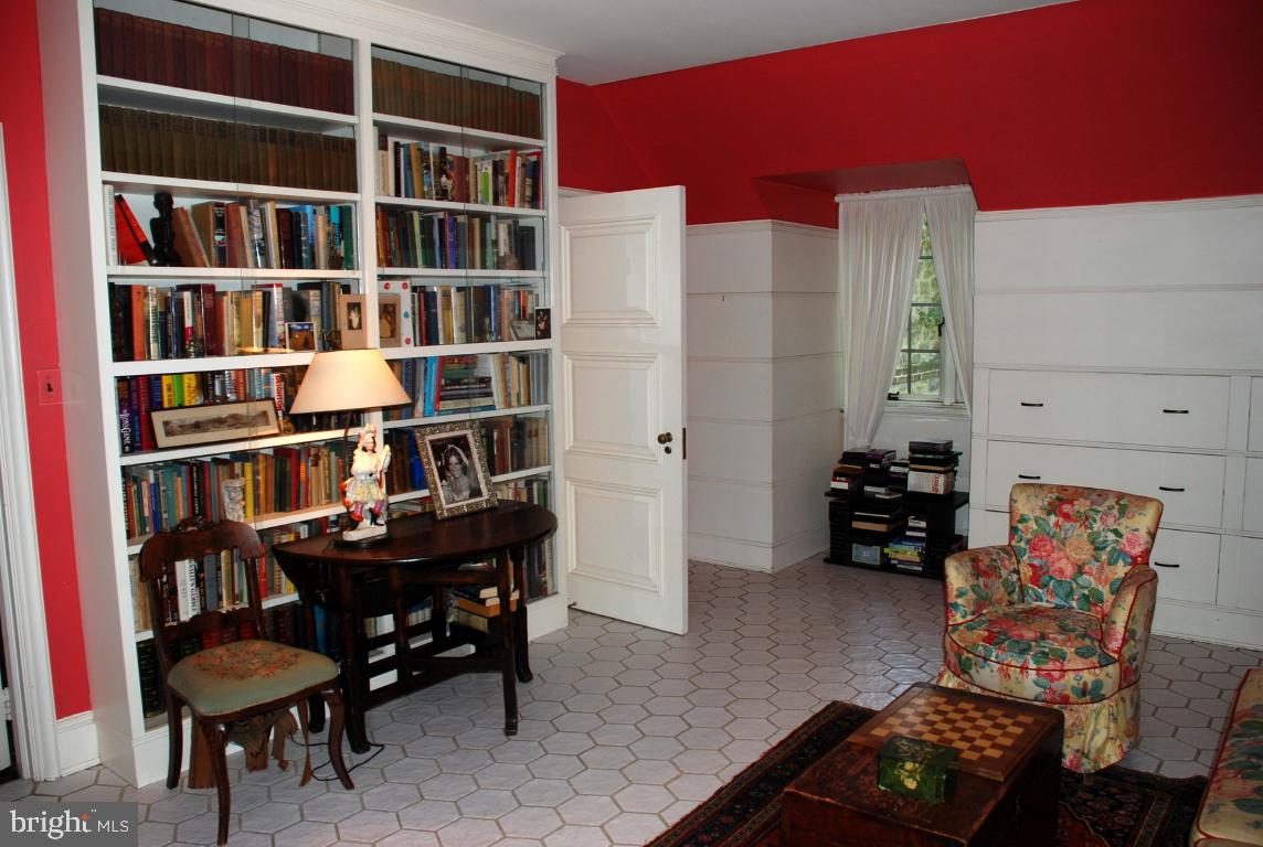 825 Grantley Court York, PA 17403 - Photo 35 of 47 Gallery Image 35