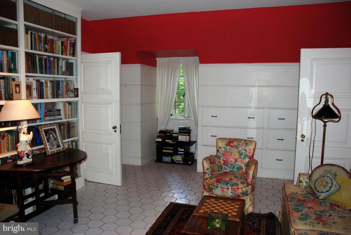 825 Grantley Court York, PA 17403 - Photo 36 of 47 Gallery Image 36