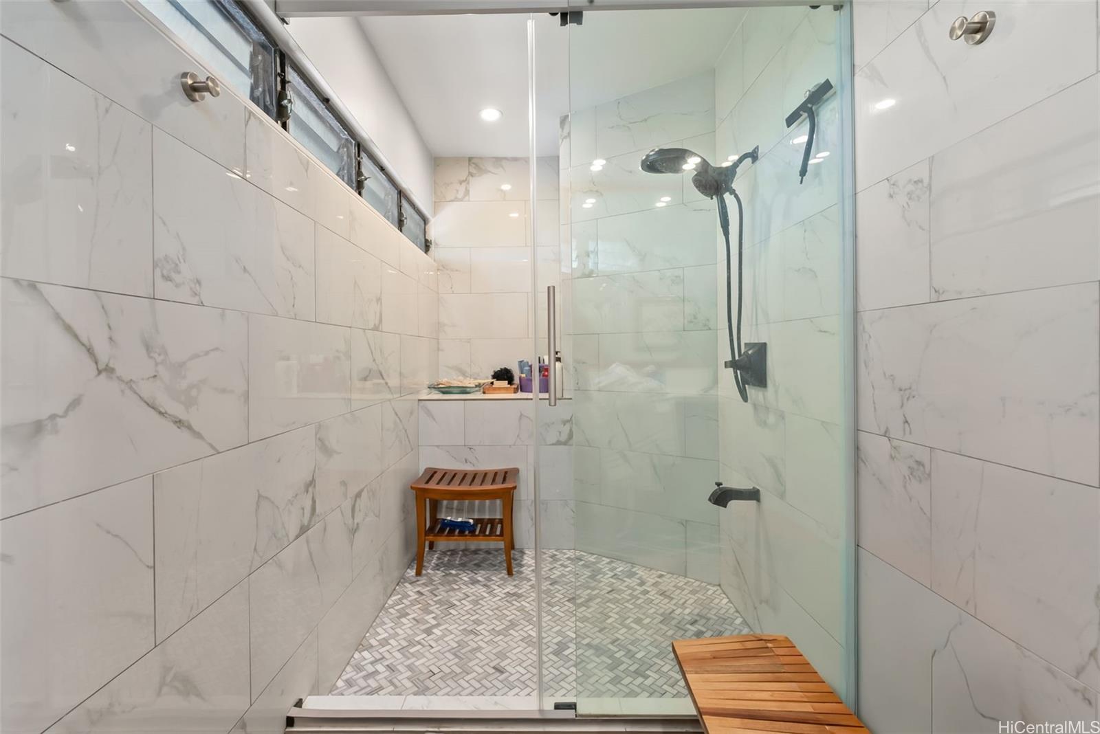 1868 Kihi Street Honolulu, HI 96821 - Photo 18 of 20 a bathroom with a shower