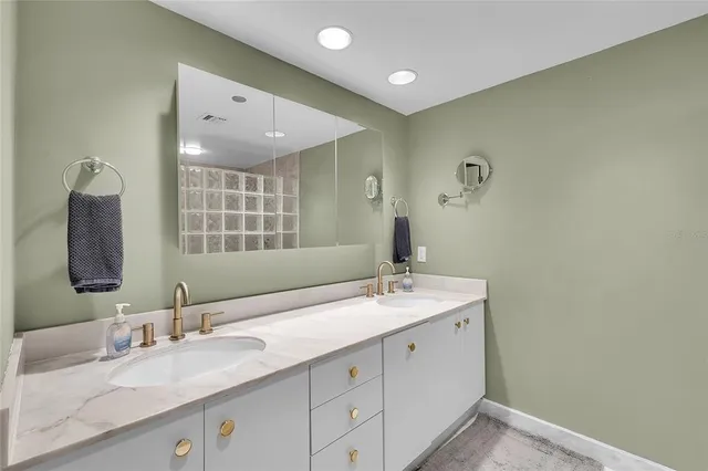 $1,499,000 | 775 Longboat Club Road, Unit 705, Longboat Key, FL 34228