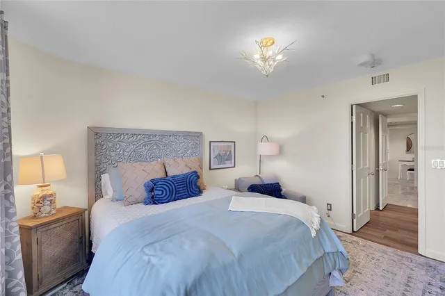 $1,499,000 | 775 Longboat Club Road, Unit 705, Longboat Key, FL 34228