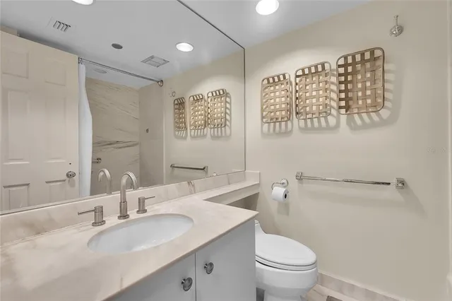 $1,499,000 | 775 Longboat Club Road, Unit 705, Longboat Key, FL 34228