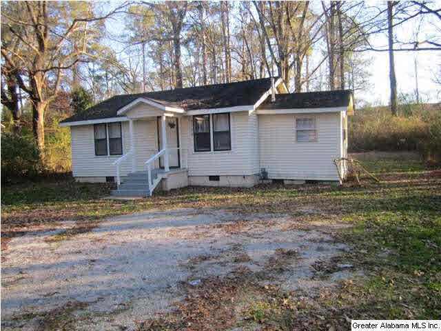 3780 Hilltop Road Southeast Bessemer, AL 35022 - Photo 2 of 27