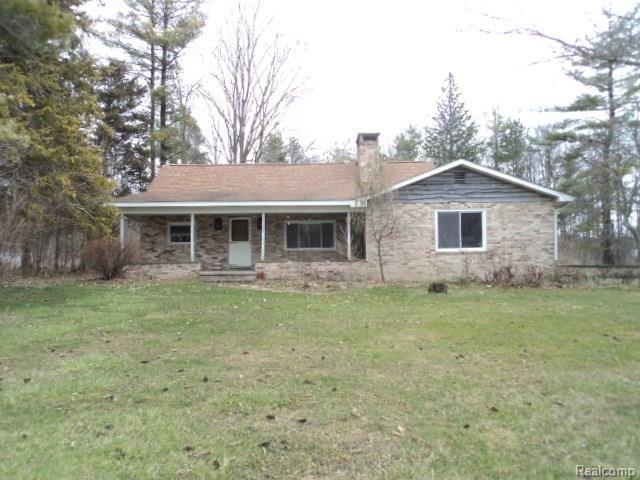 263 South Allen Road St. Clair, MI 48079 - Photo 1 of 27 263 S ALLEN PHOTOS 023 - Copy.JPG