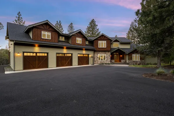 $2,995,000 | 69205 Hawksflight Drive, Sisters, OR 97759