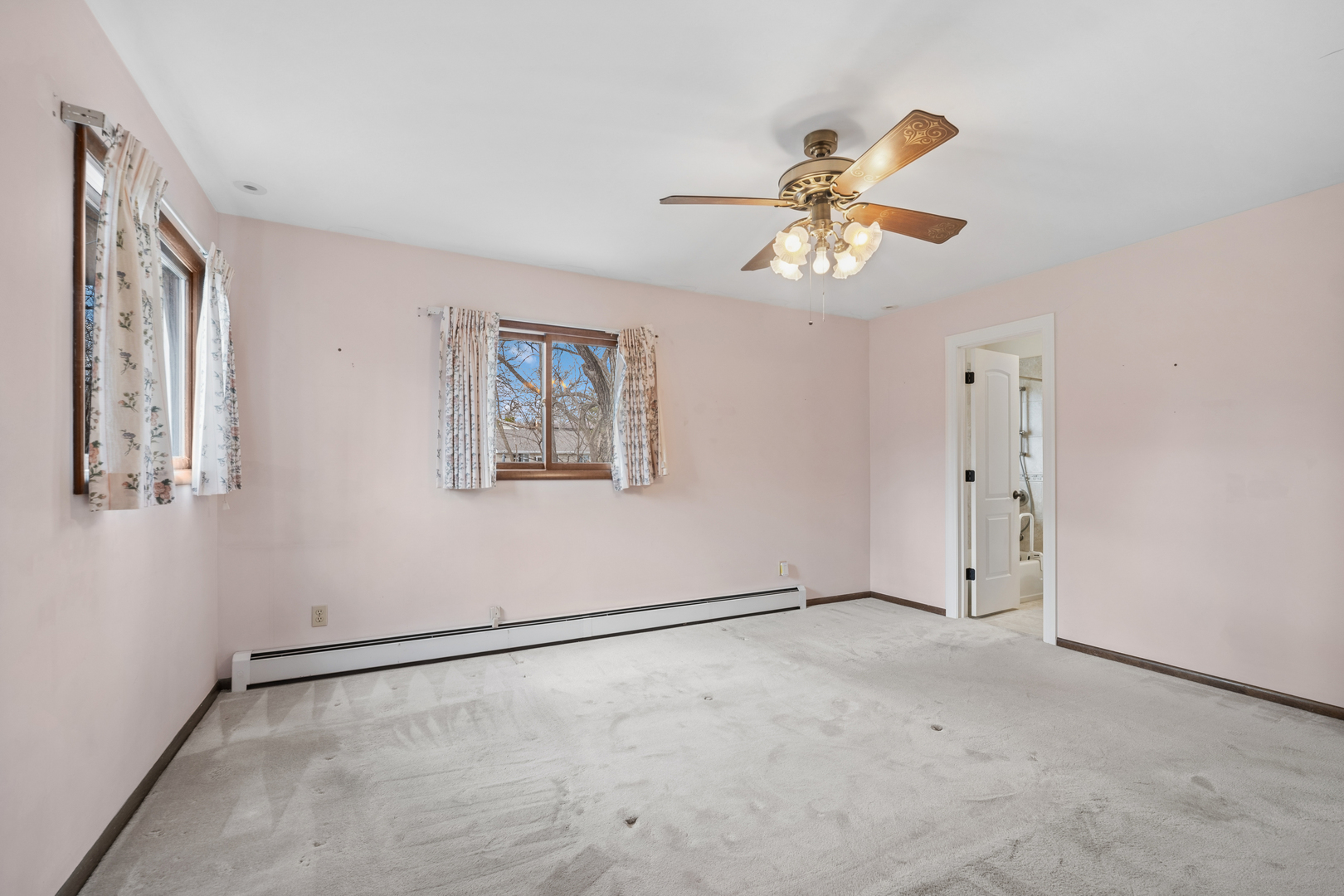 128 Hickory Road Lake In The Hills, IL 60156 - Photo 17 of 40