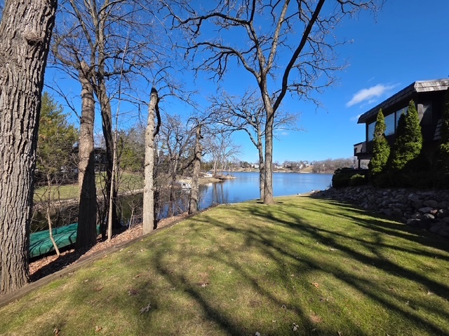 128 Hickory Road Lake In The Hills, IL 60156 - Photo 29 of 40