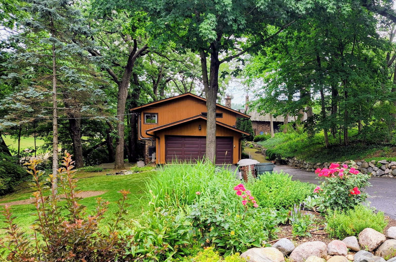 128 Hickory Road Lake In The Hills, IL 60156 - Photo 35 of 40